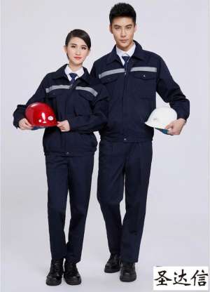 防靜電連體服優(yōu)勢和注意事項。