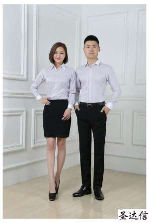 職業(yè)裝穿著的四個(gè)要求