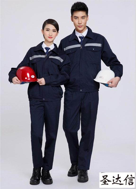 定做防靜電工作服的必要性。